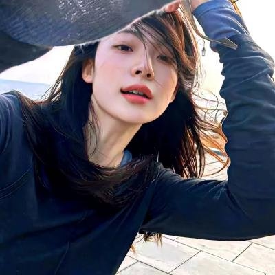 网红圈隐婚生子，全网玩梗，深夜引热议