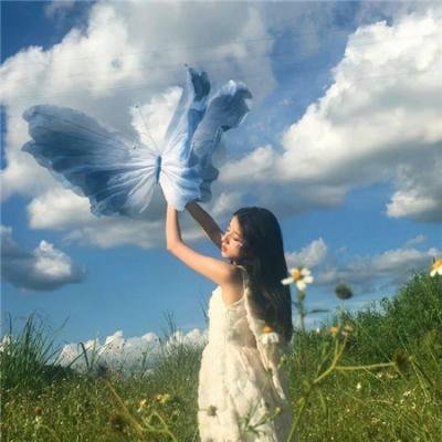 圈内顶流表情包火出圈，前后半年内幕曝光，服务器被挤瘫痪